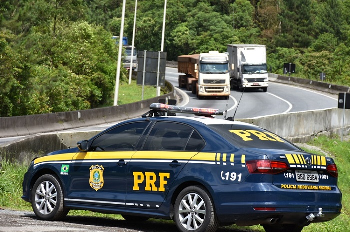  PRF flagra um motorista bêbado a cada 44 minutos no feriado de Natal no Paraná