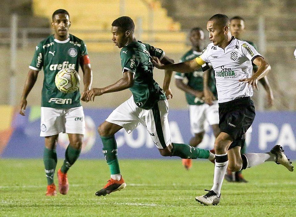  Palmeiras perde para o Figueirense e dá adeus à Copinha