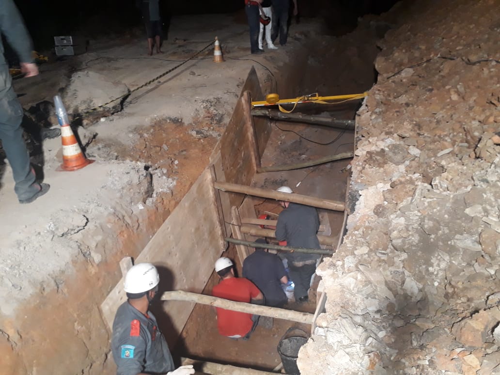  Trabalhador é resgatado após ficar dez horas soterrado em Canoinhas