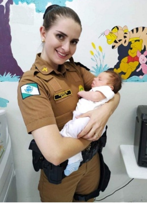  Criança de dois meses de vida é salva através de uma ligação para Polícia Militar