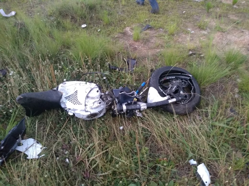  Motociclista morre após colisão com ônibus em São Mateus do Sul