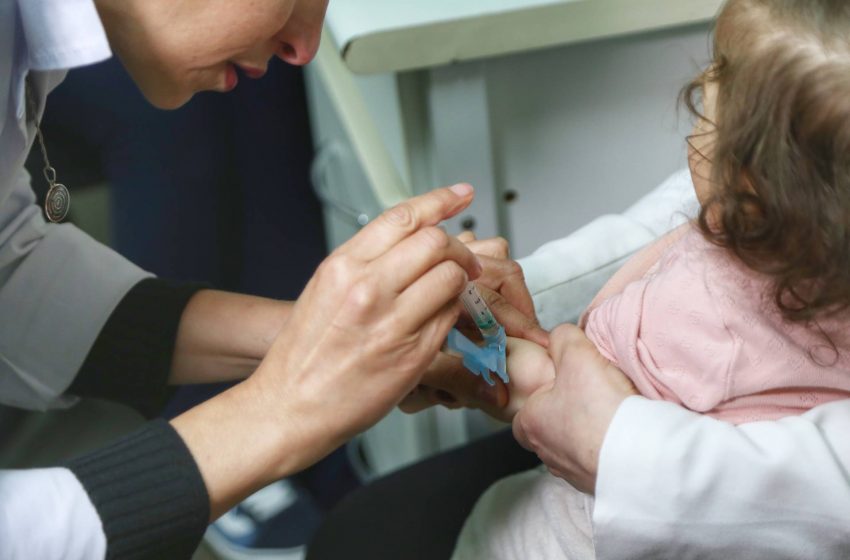  Vacinação contra o sarampo é prorrogada até 30 de outubro