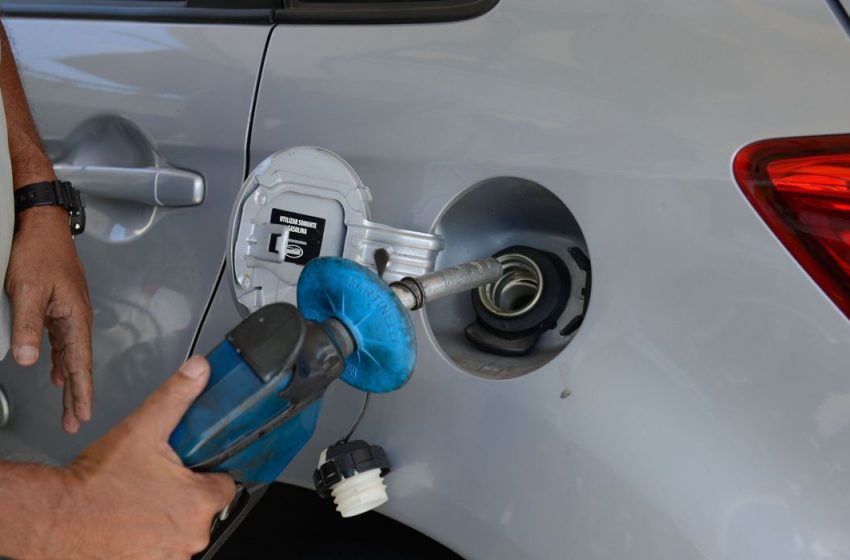  Defasagem da gasolina e do diesel volta a pressionar preços internos, diz Abicom