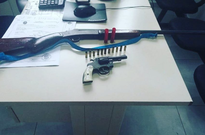  Revólver, munição e espingarda são apreendidos em Antônio Olinto em ação da PM