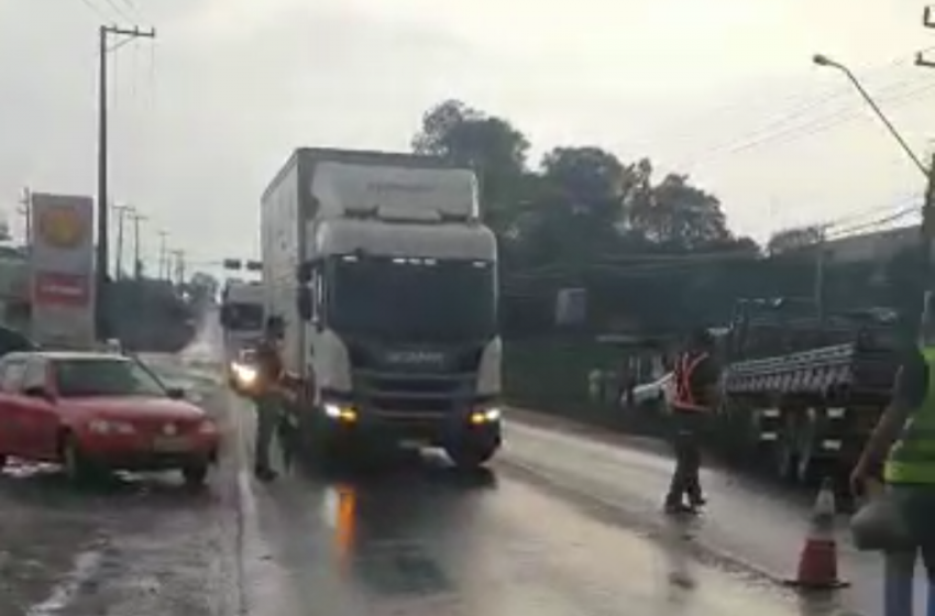  Em audio, Bolsonaro pede para caminhoneiros liberarem estradas