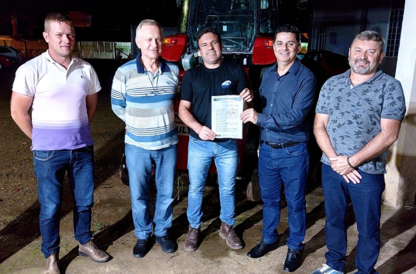 Prefeitura de Canoinhas incentiva produtores de leite de Cooperativa local
