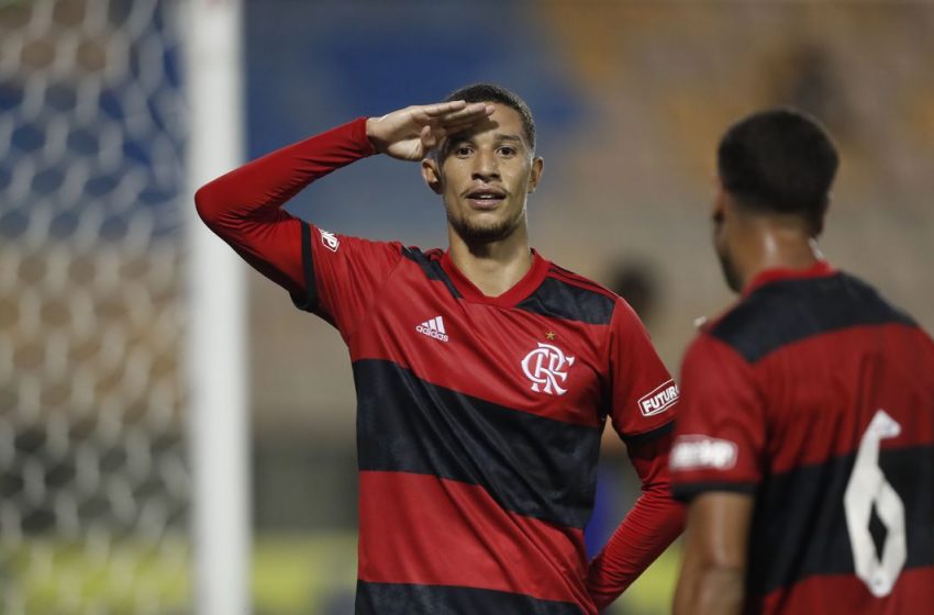  Flamengo tem estreia nota 10 na Copinha