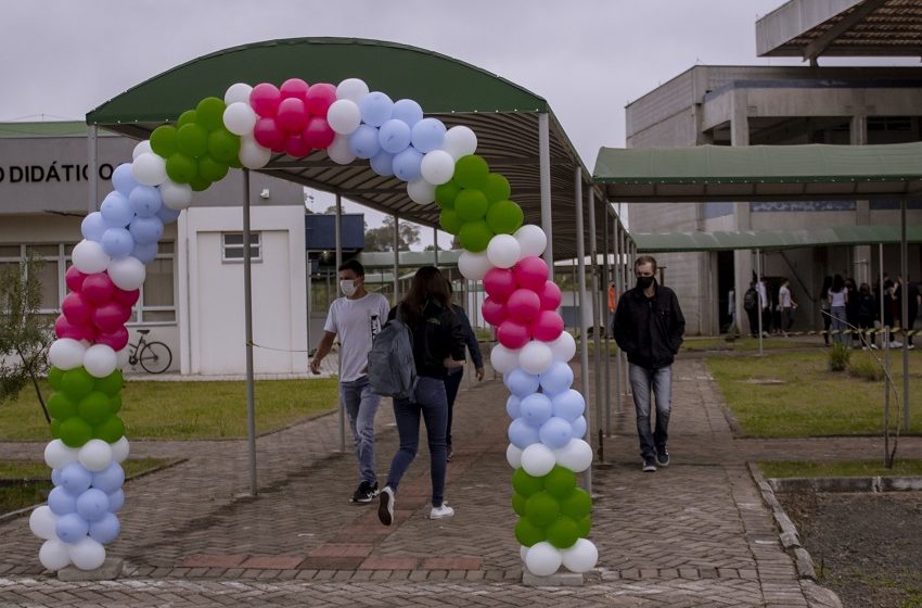  Campus União da Vitória do IFPR inaugura blocos didáticos com salas de aula e laboratórios