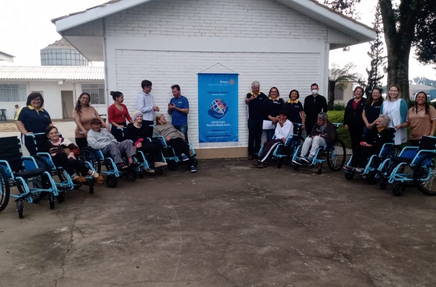  Lar de Idosos Anjos da Guarda de São Mateus do Sul recebe doação de nove cadeiras de rodas