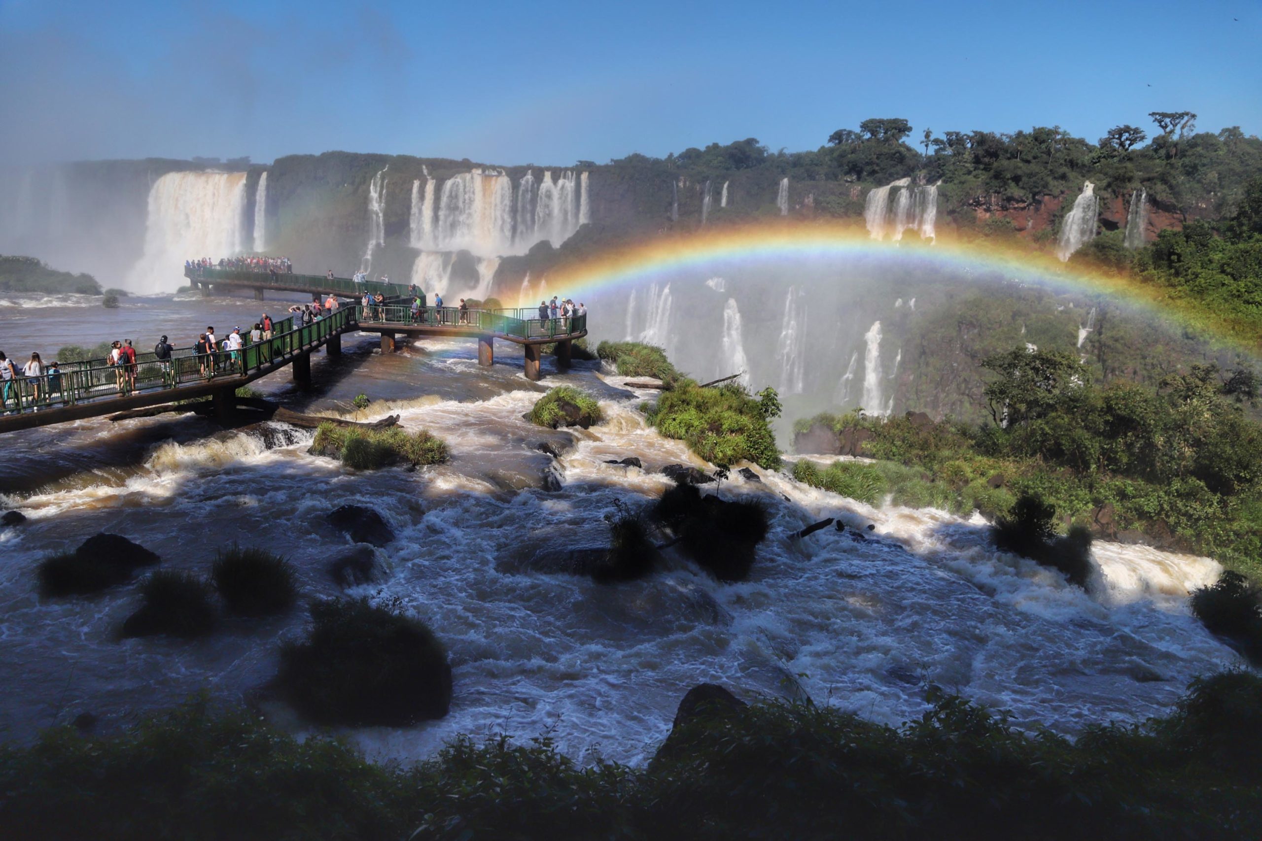  Cataratas do Iguaçu no Paraná é uma das principais atrações turísticas do planeta