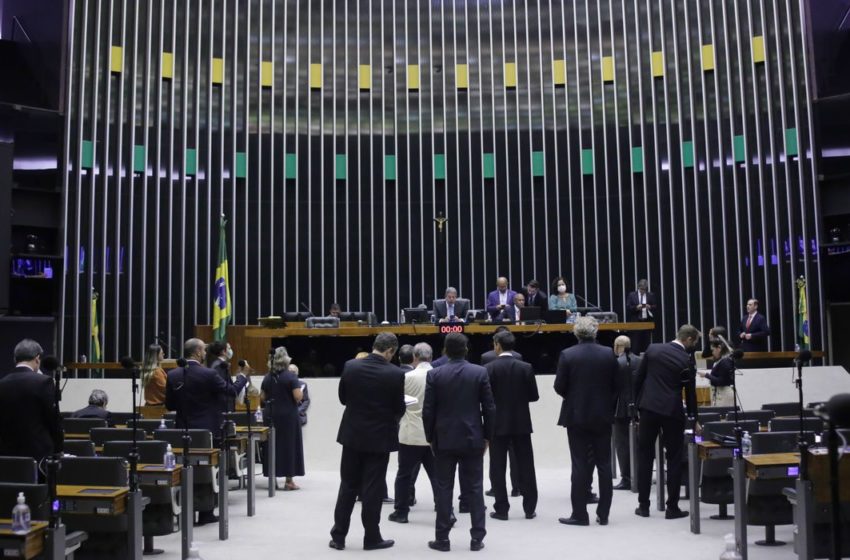  Parlamento concluí votação da alíquota do ICMS seguindo para sanção do presidente Bolsonaro