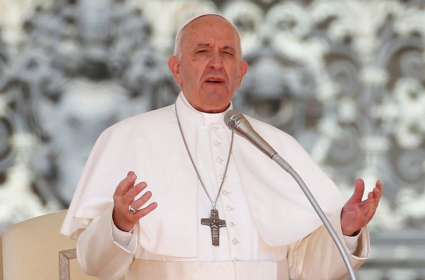  Papa diz que clima extremo é “coro de angústia” da Terra
