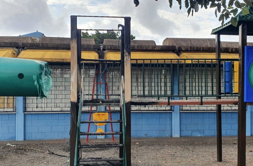  Vândalos invadem Cmei no Paraná e colocam fogo em parque infantil recém-inaugurado