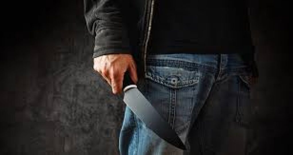  Armado com faca, suspeito de furtos é detido por populares em São Mateus do Sul