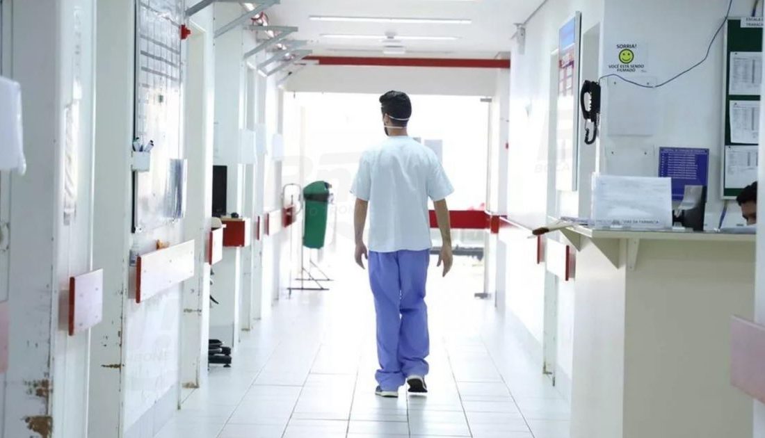  Ministro do STF suspende aplicação do piso nacional da enfermagem