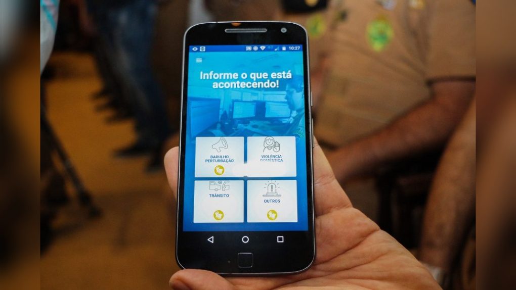  Aplicativo permite acionar a PM em situações emergenciais no Paraná