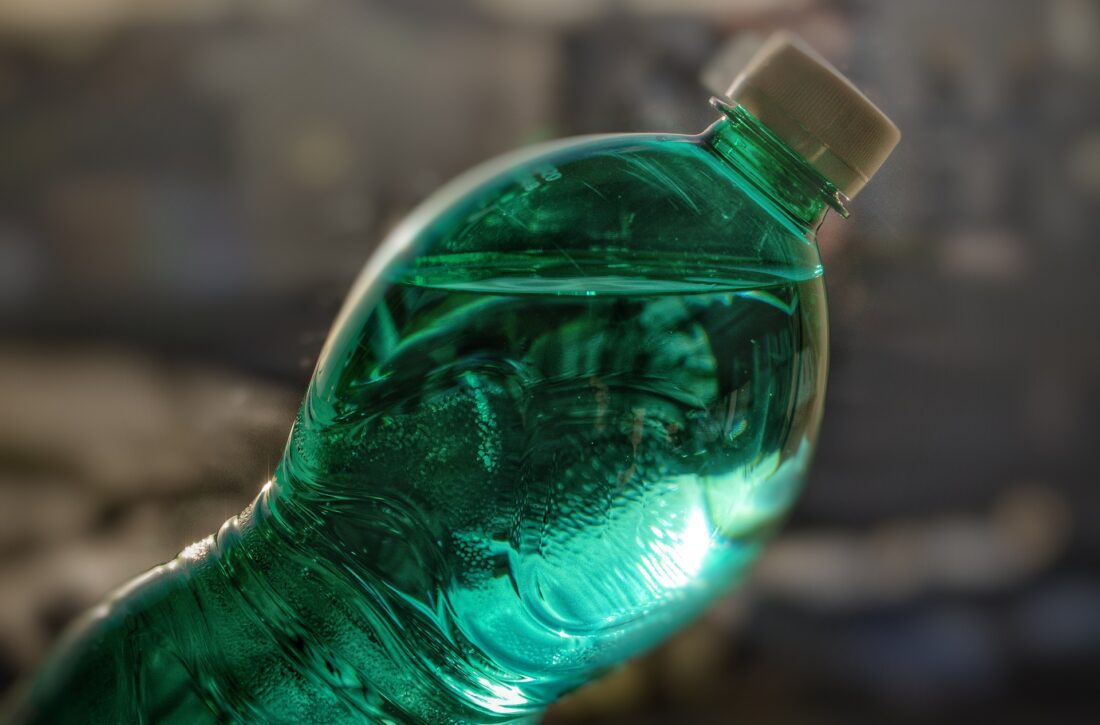  Menino de 5 anos morre depois de beber veneno em garrafa de refrigerante no Paraná