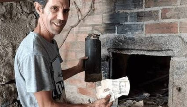  Sorte: homem encontra mais de R$ 290 mil escondido nas paredes de casa em reforma