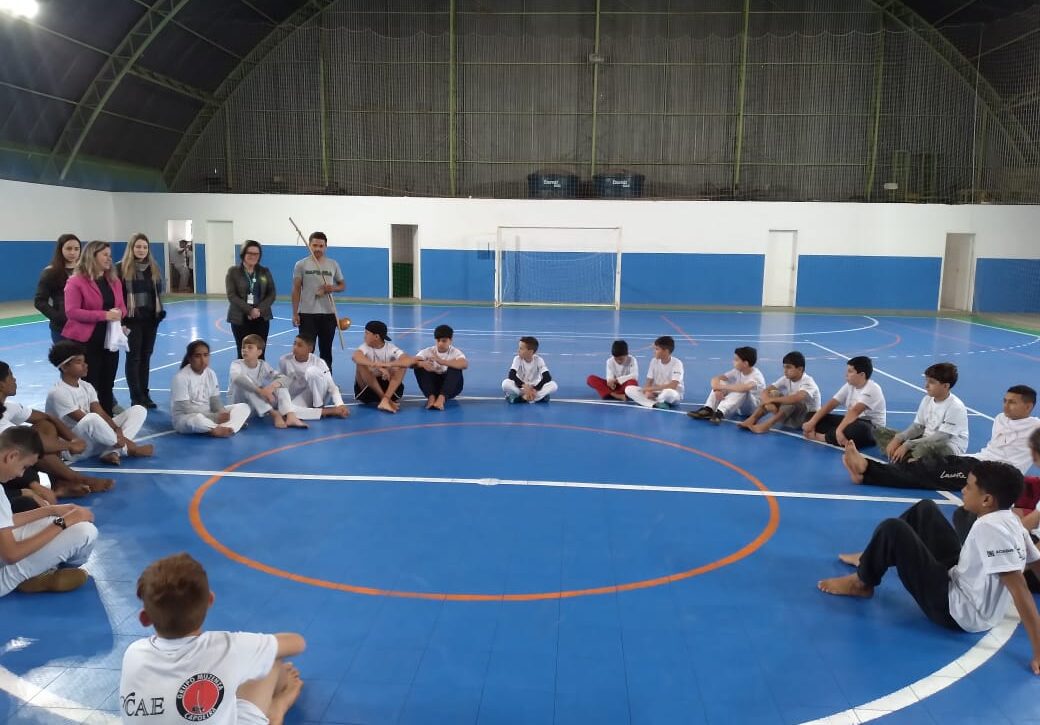  Projeto Capoeira Arte que Encanta: ACIASMS apoia iniciativa que busca conscientizar jovens em São Mateus do Sul