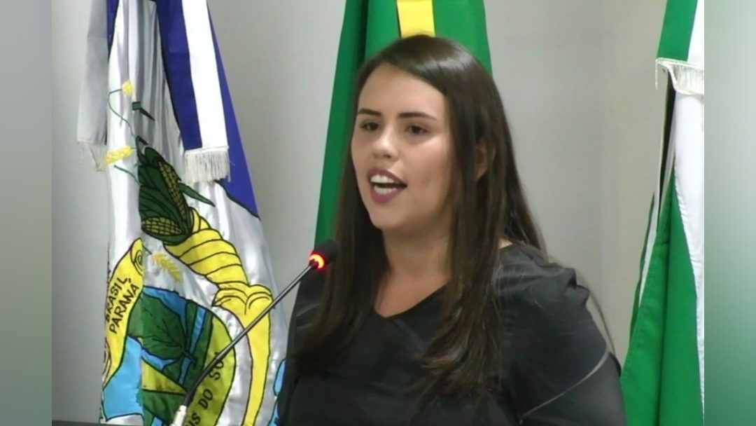  Allana Feijó assume mandato e se torna vice-presidente da Câmara