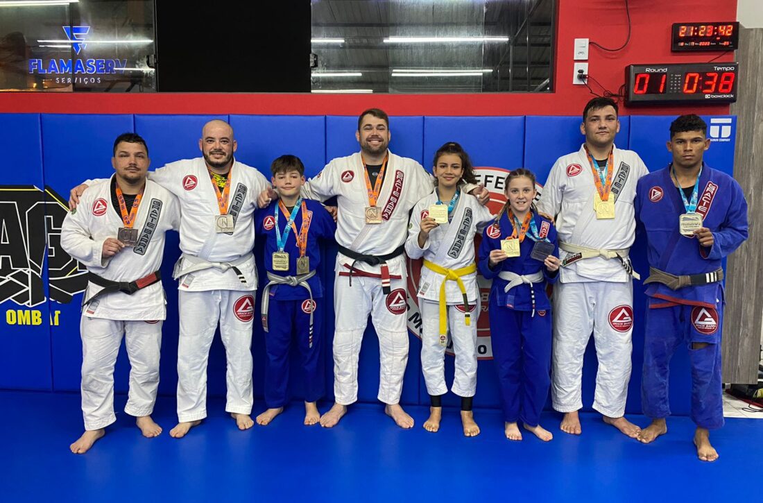  Jiu-Jitsu: atletas da academia Gracie Barra de São Mateus do Sul conquistam importantes resultados em competições