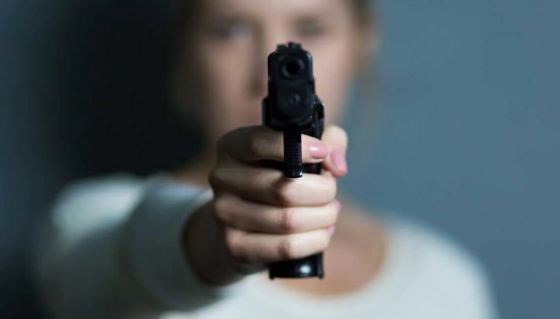  “Quando ele estava sonolento, pegou a arma e atirou”: mulher dopa e mata marido a tiros no Paraná