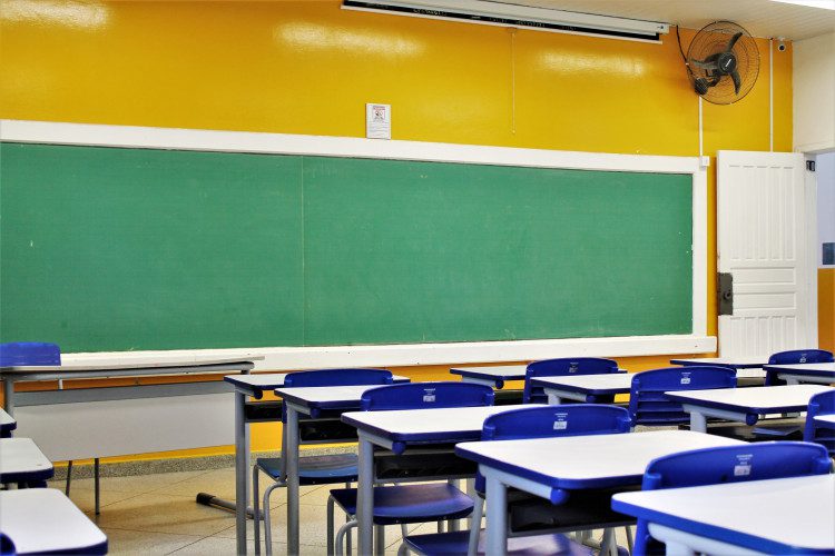  Educação anuncia mudanças em aulas e no transporte escolar após alagamentos em São Mateus do Sul