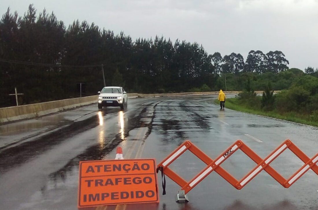  PR-151 está interditada para caminhões entre São Mateus do Sul e Três Barras