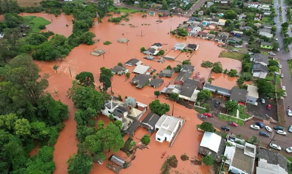  Banco do Brasil vai disponibilizar R$ 295 milhões em limites para atingidos por chuvas no Paraná
