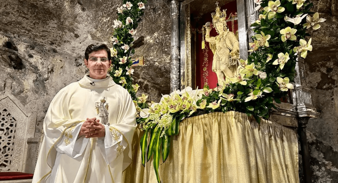  Padre Reginaldo Manzotti anuncia retorno às celebrações das missas após cirurgia na coluna