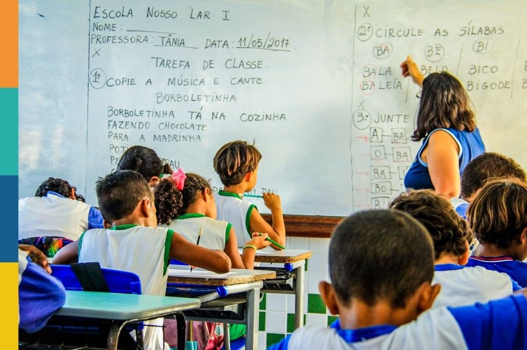  Em seis anos, procura por cursos de licenciatura cai 74% em universidades públicas do Paraná