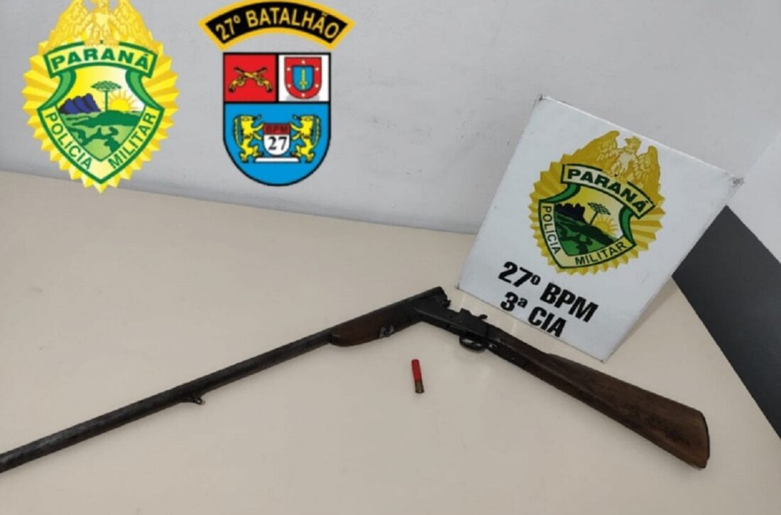  Polícia encontra espingarda e munição ao atender caso de violência doméstica em São Mateus do Sul