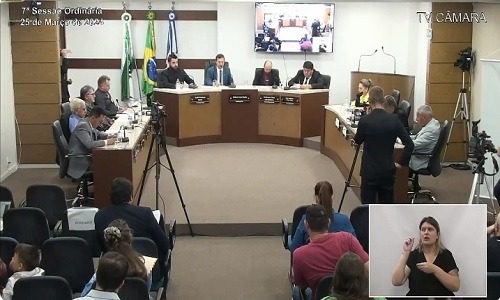  Em sessão extraordinária, vereadores de União da Vitória reprovam contas do ex-prefeito Santin Roveda