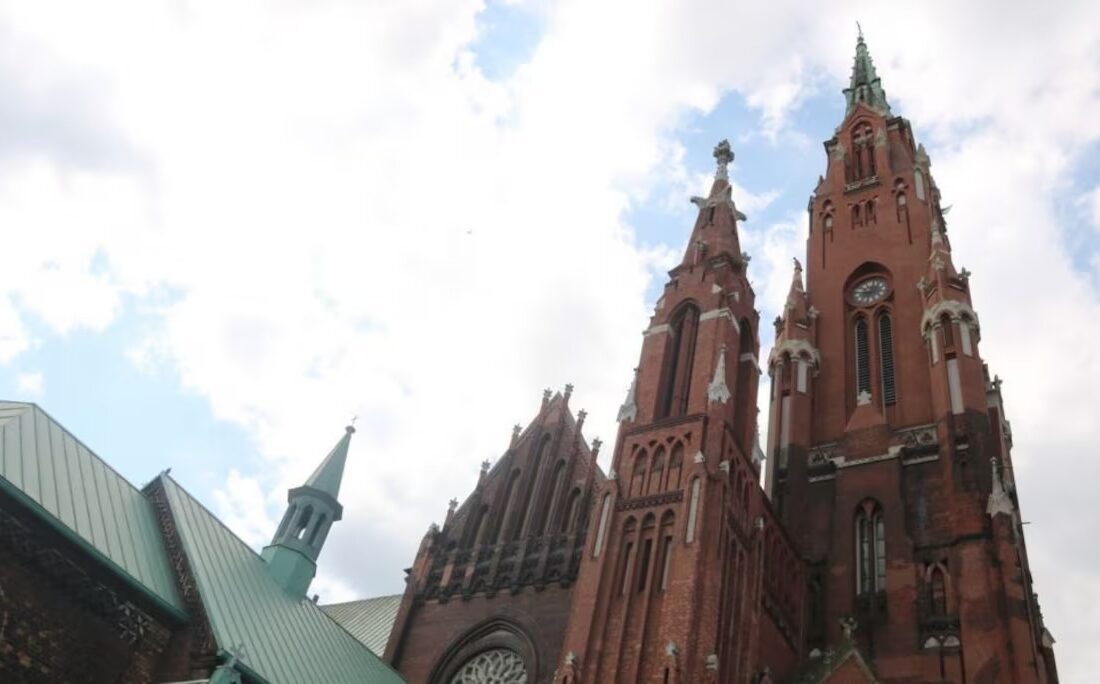  Padre que organizou orgia na Polônia é condenado a 18 meses de prisão