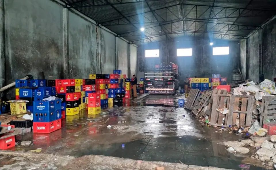  “Fábrica” clandestina de cerveja é descoberta no Paraná