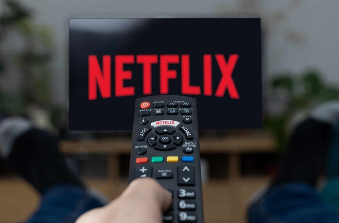 Netflix é multada pelo Procon em R$ 11 milhões por cobrar taxa extra por domicílios
